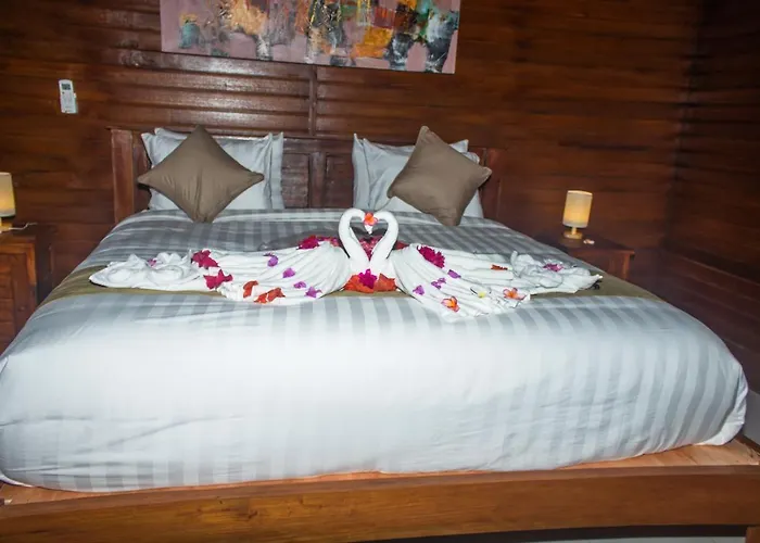 Гостевой дом Kurnia & 4*